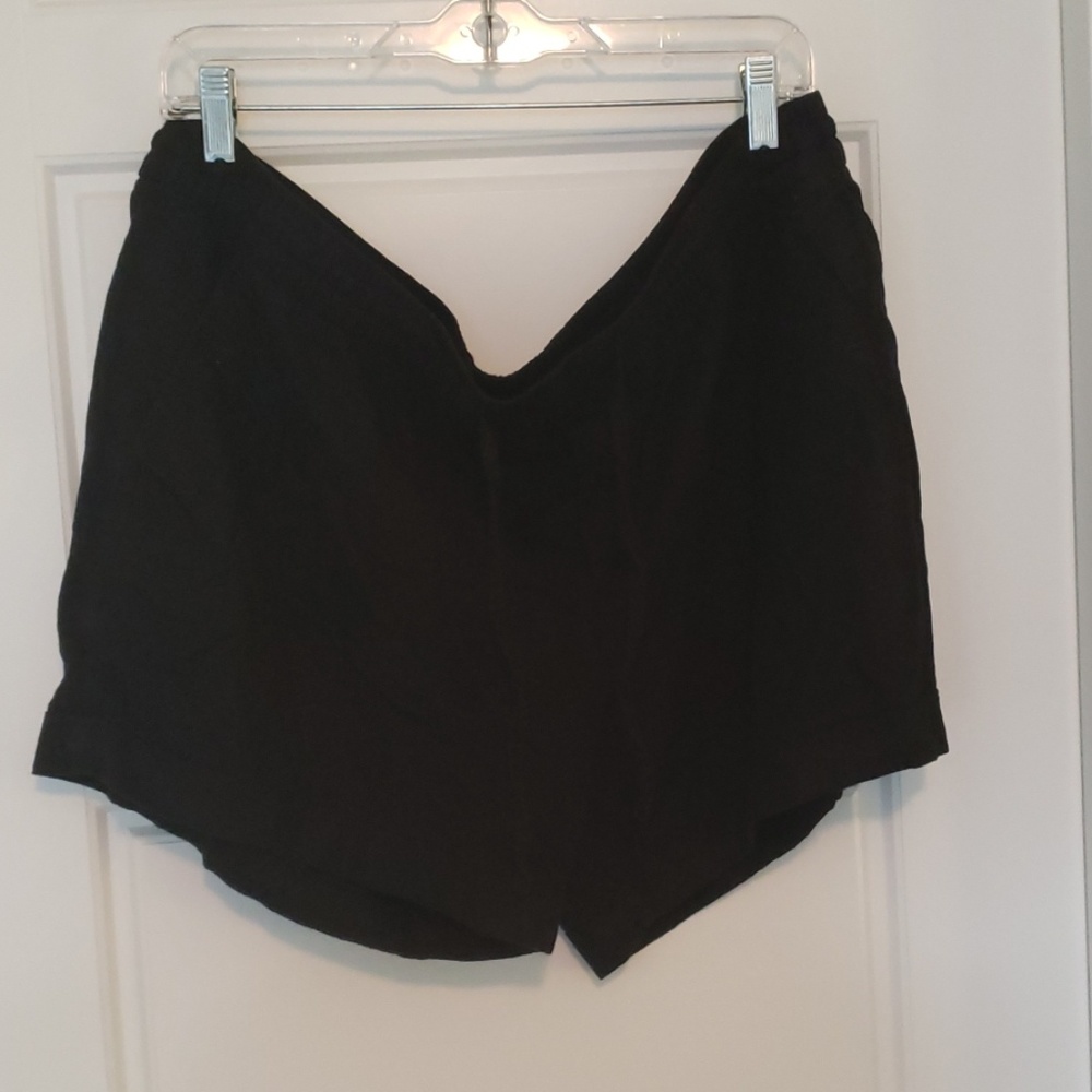 Worn once old navy linen shorts